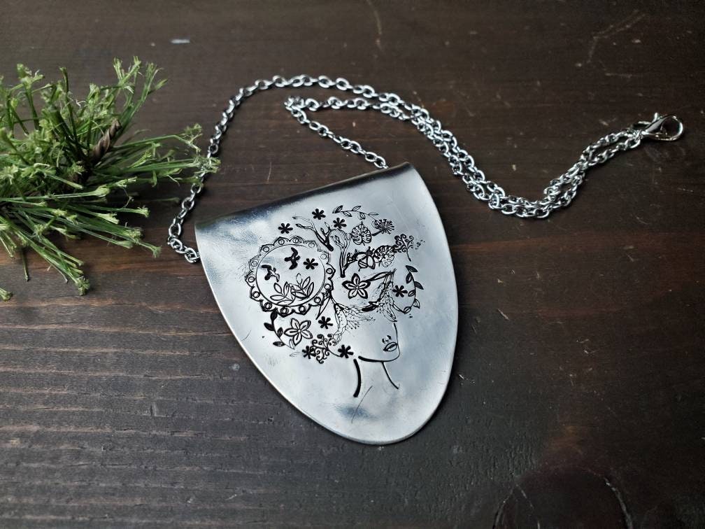 Spoon Jewelry, Spoon Necklace, Bent Spoon Pendant, Spoonie, Choker, Best Friend Gift, Gifts for Her, Silverware, Birthday Gift, LARGE
