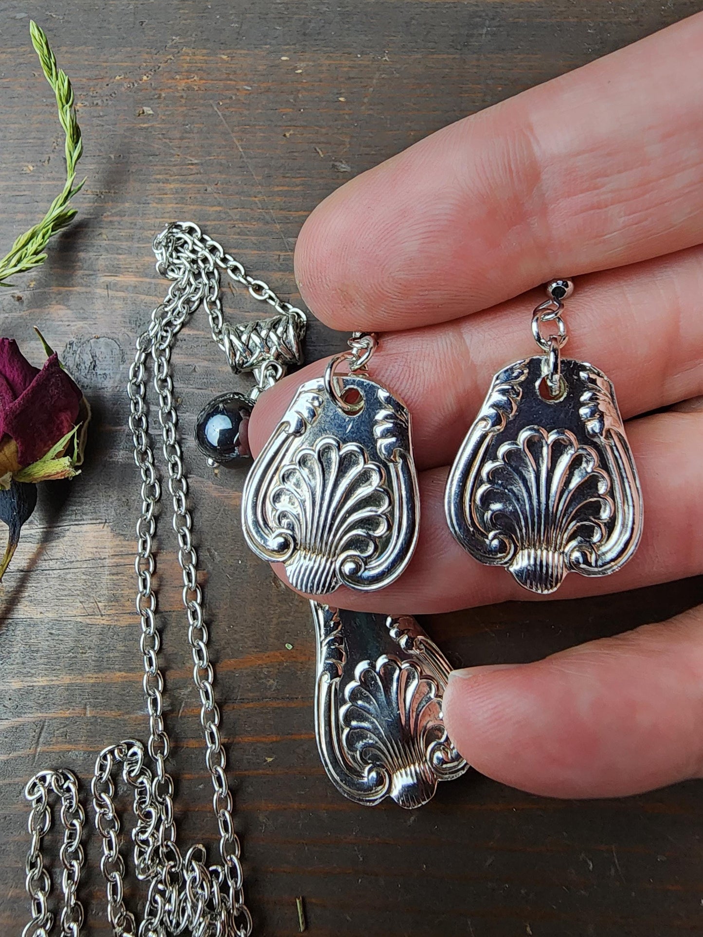 Shell Patterned Necklace & Earrings, Spoon Jewelry, Silverware Jewelry, Pendant, Handmade Jewelry, Spoon Jewelry, Pendant, Wedding Gift